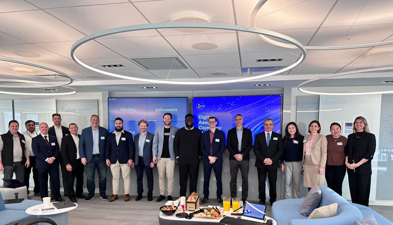 Group photo at Citi Innovation Lab during a Digital Assets innovation session.
